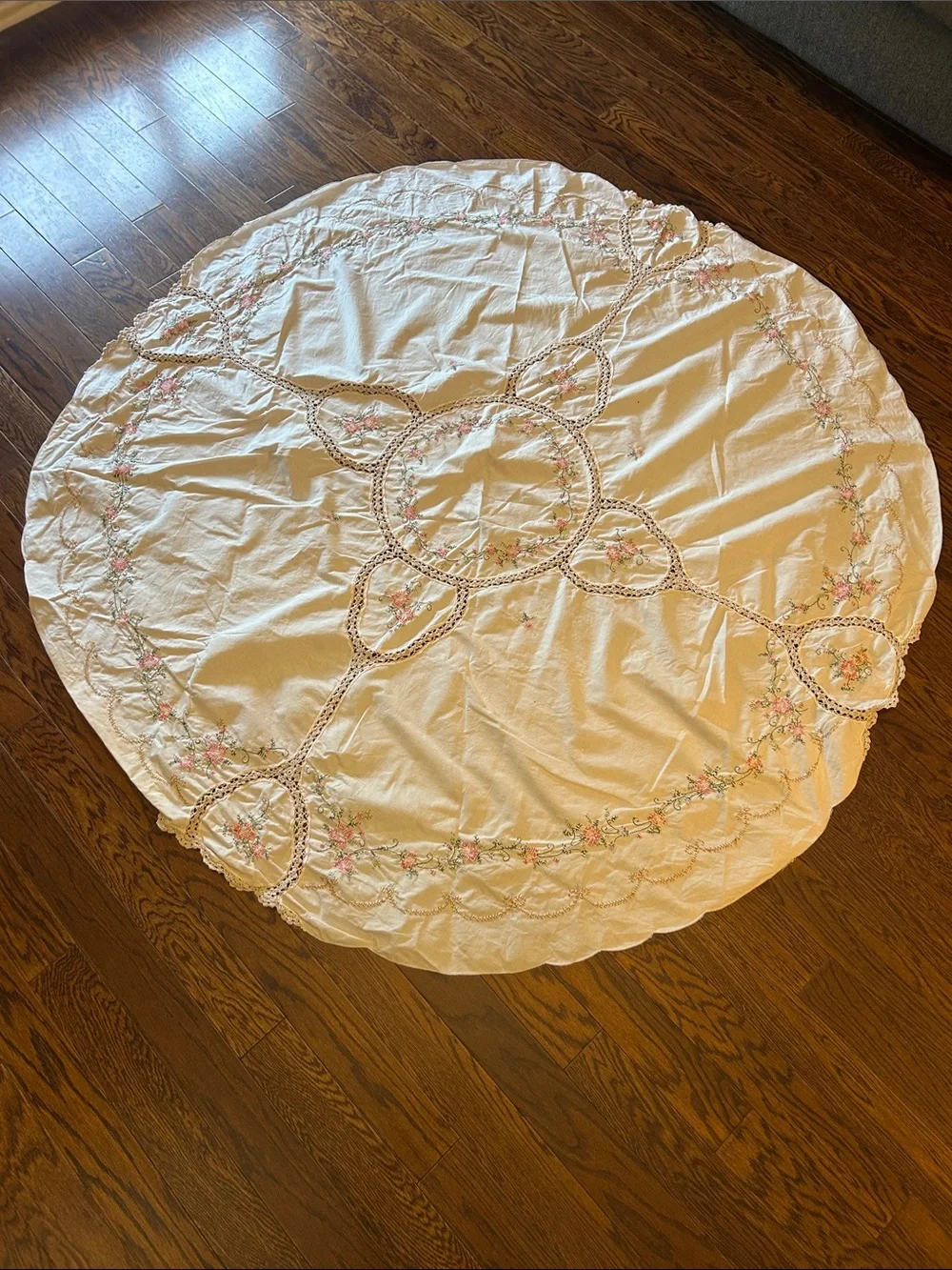 Vintage Cream Round Tablecloth with Pink Floral Embroidery. 60 inches